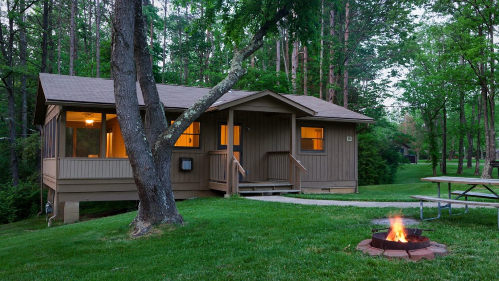 Picture of: Cabins  Hueston Woods Lodge