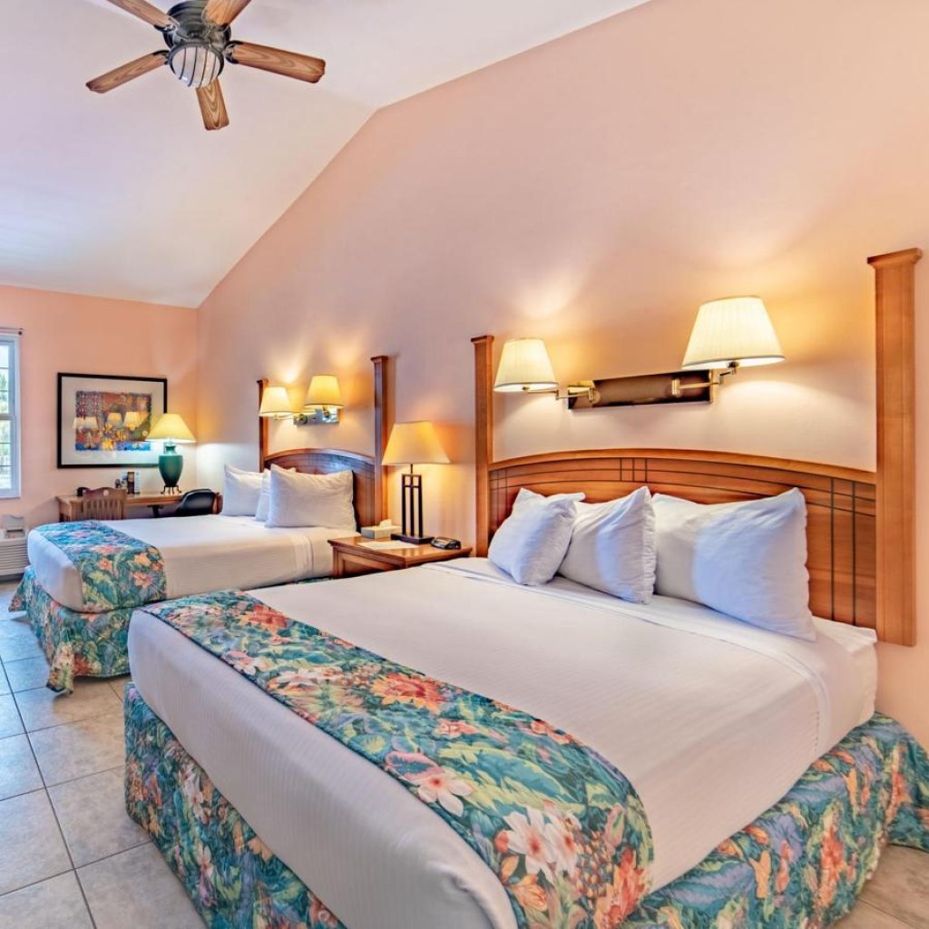 Picture of: HOTEL IVEY HOUSE EVERGLADES CITY, FL * (United States) – from US