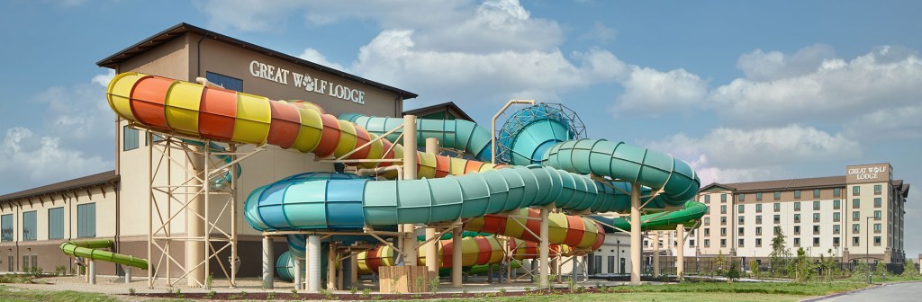 Picture of: Manteca Kids-Friendly Resort  Great Wolf Lodge San Francisco
