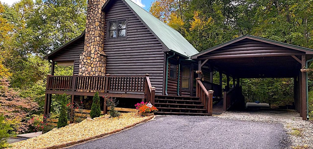 Picture of: North GA Cabin Rentals  Pet-Friendly Cabins in Blairsville & Blue