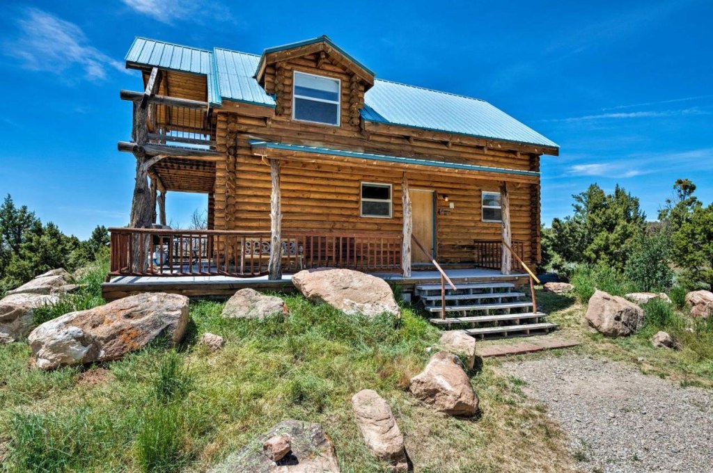 Picture of: PET-FRIENDLY MOAB CABIN WITH MTN VIEWS AND BBQ! MOAB, UT (United