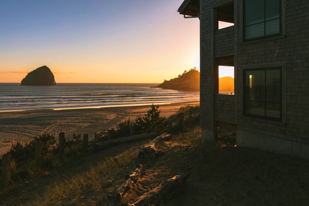 Picture of: THE  BEST Pacific City Pet Friendly Hotels  (with Prices