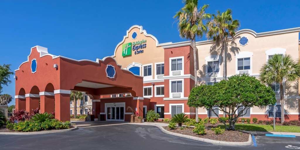 Picture of: The Villages Central Florida Hotel  Holiday Inn Express & Suites